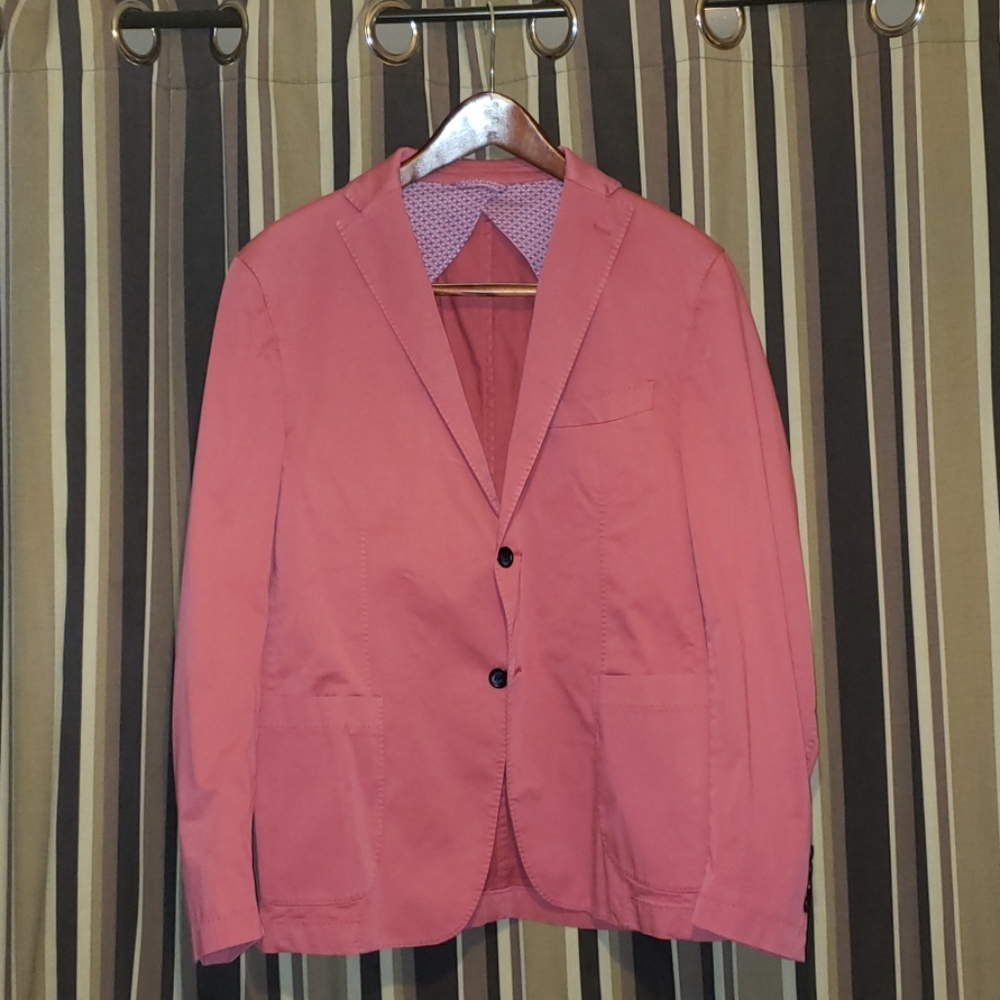 Salmon pink blazer
